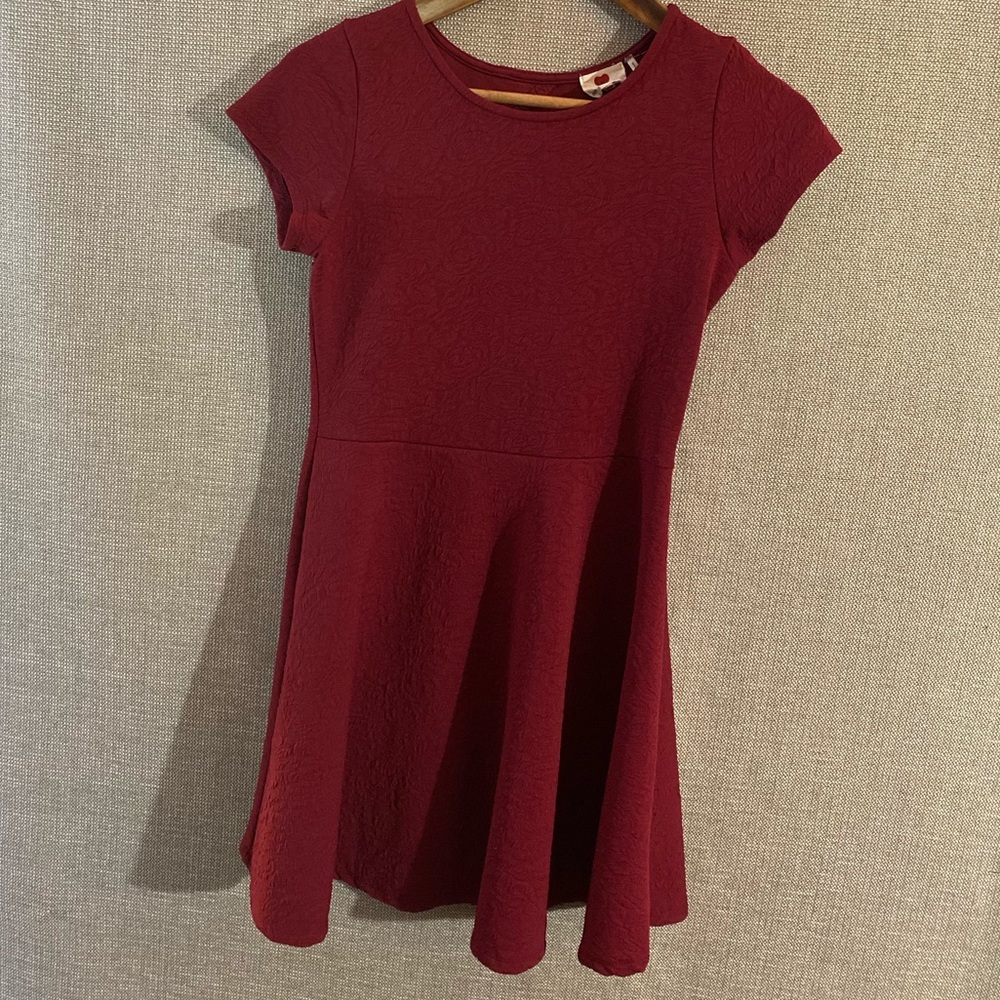 Summer red dress with rose embossed fabric and a back detail